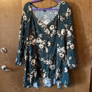 Torrid floral blouse